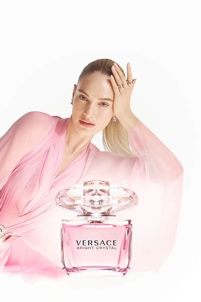 versace bright crystal tv model|Versace Bright Crystal commercial girl.